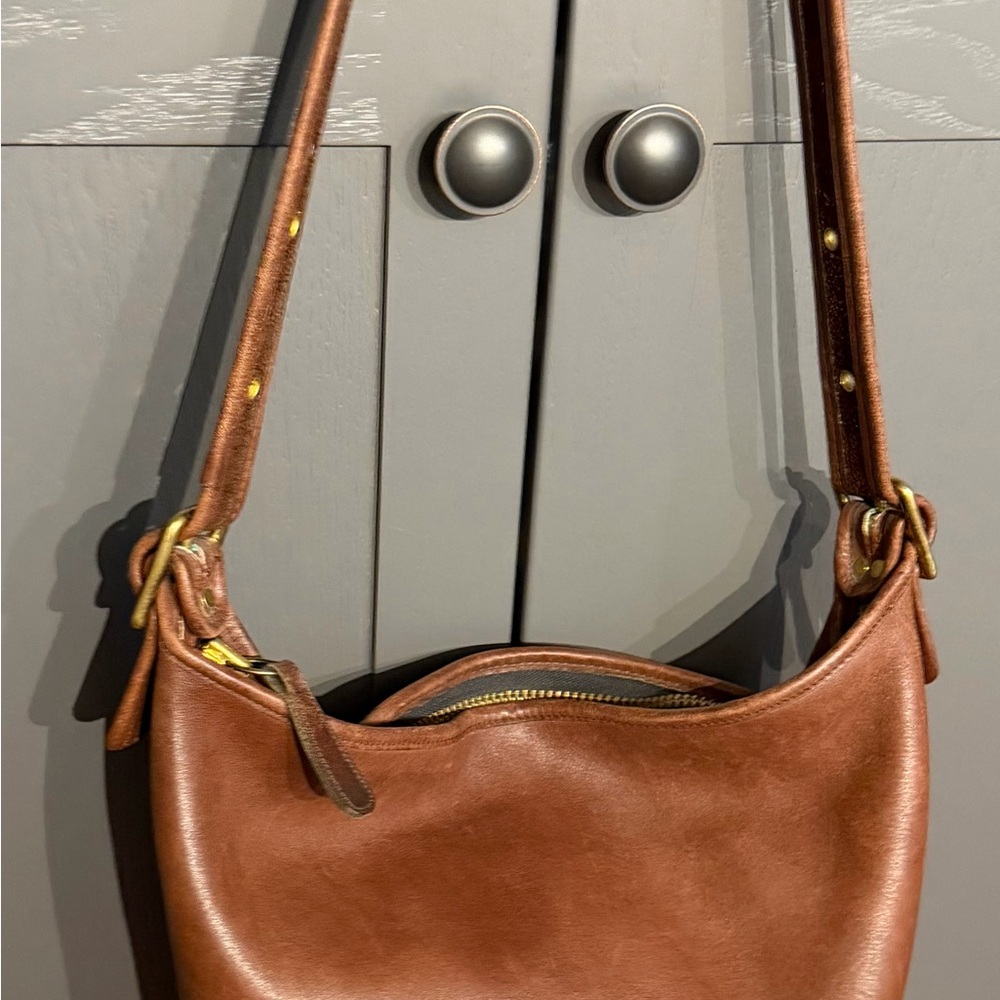 Coach #9085 XL Vintage Feedbag - Picture 4 of 11